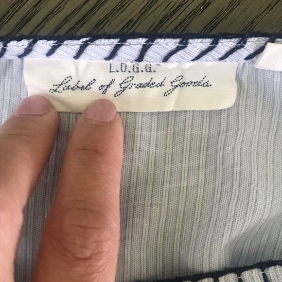 H&M Light Blue Blouse with Floral Embroidery - Size Small/Medium - Picture 6 of 7